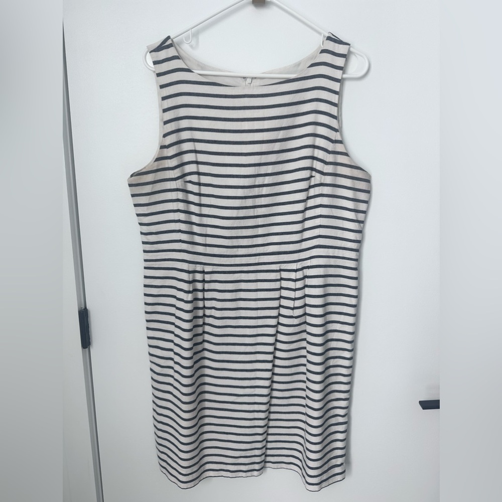 $5 DEAL Ann Taylor Nautical Loft Striped Dress